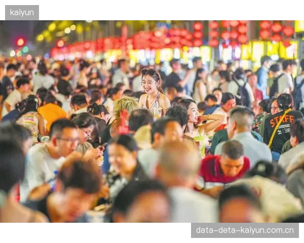 借鉴卡塔尔经验，北美主办城市正规划利用赛事延长商业活动时间，刺激夜间消费。
